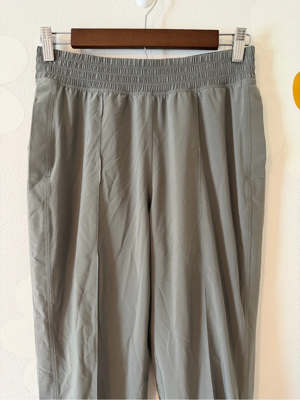 Lululemon Wanderer Jogger Grey Sage Swift Ultra Light Pants